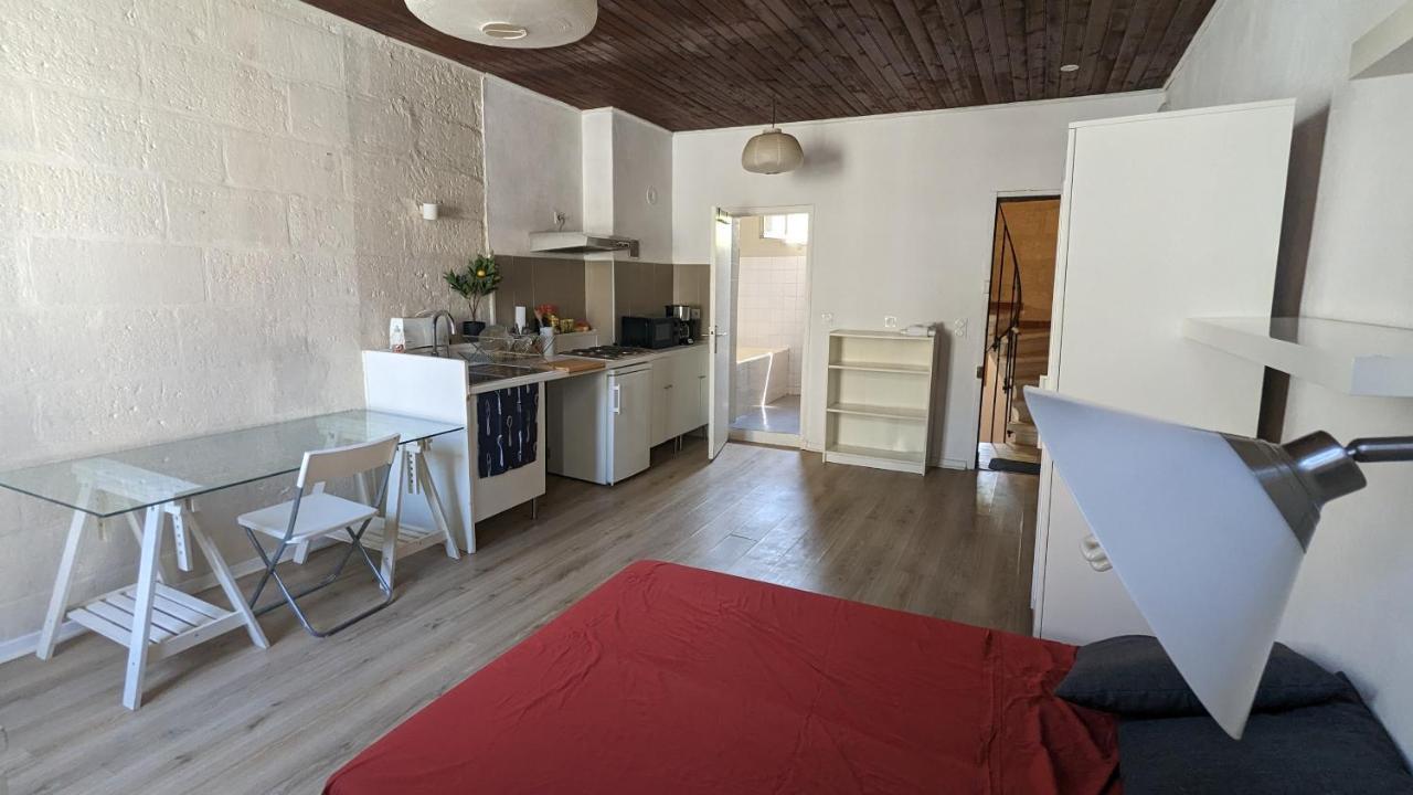 Hypercentre, Place Pie, Residence Amphoux Charmants Appartements Ou Studio Proche De La Gare Parkings Et Palais Des Papes Avignon Eksteriør bilde