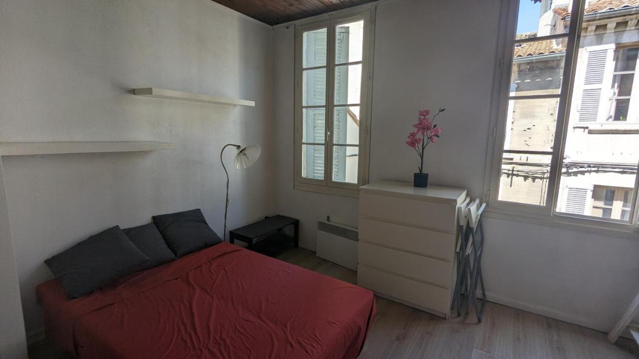 Hypercentre, Place Pie, Residence Amphoux Charmants Appartements Ou Studio Proche De La Gare Parkings Et Palais Des Papes Avignon Eksteriør bilde